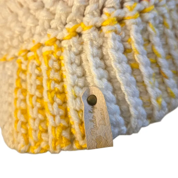 Handmade Cropped Cardigan - Picture 3 of 3